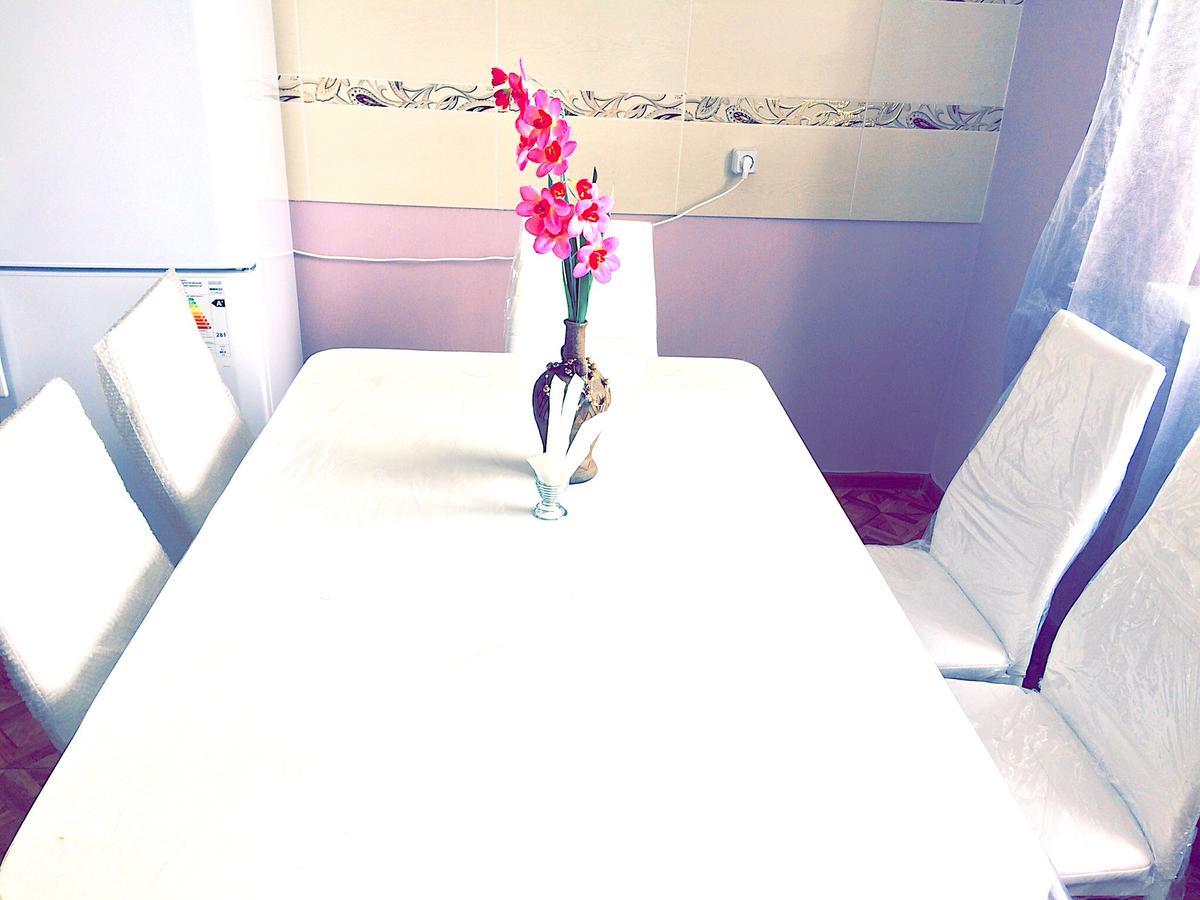 Graciya Apartment On Akmeshit Str 阿斯坦纳 外观 照片